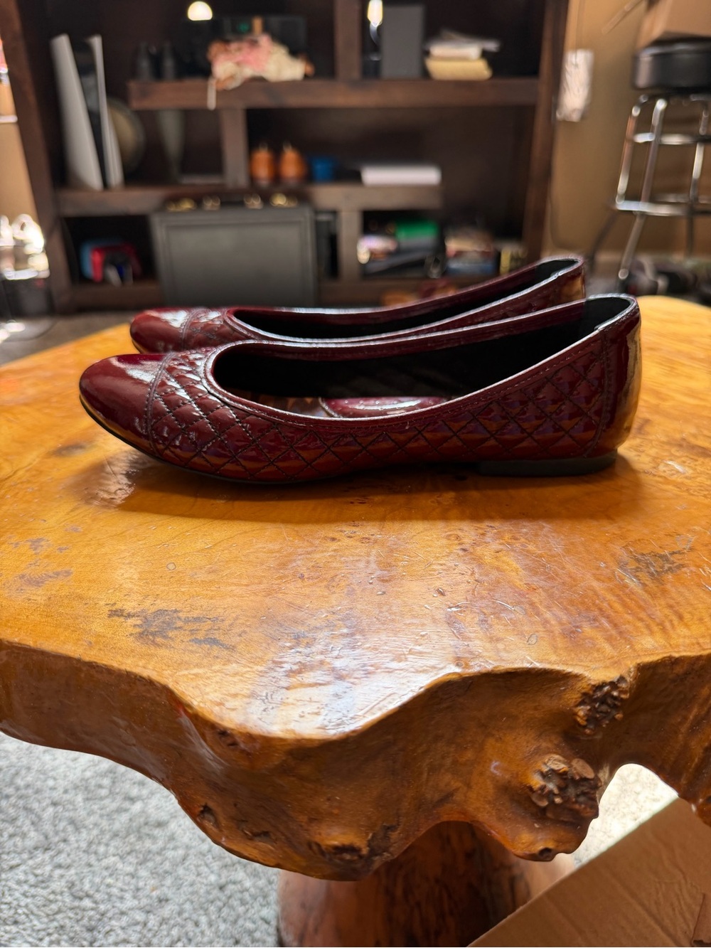 Børn Riley Burgundy Quilted Patent Leather Ballet Flats Size 7 US / 38 EU M/W
